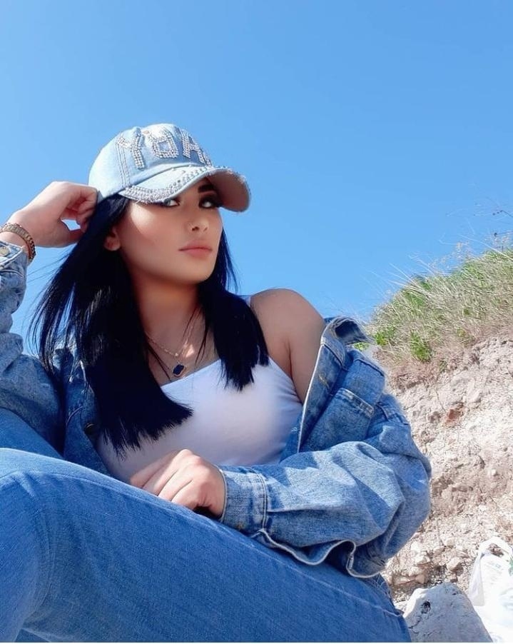 VIP Escort and Call Girl Service in Golf Cource Ext
